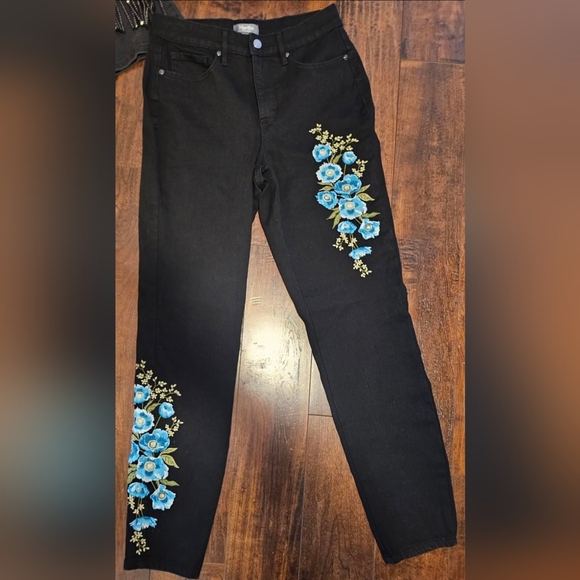 New Floral Embroidered Black Skinny Jeans - Picture 1 of 1